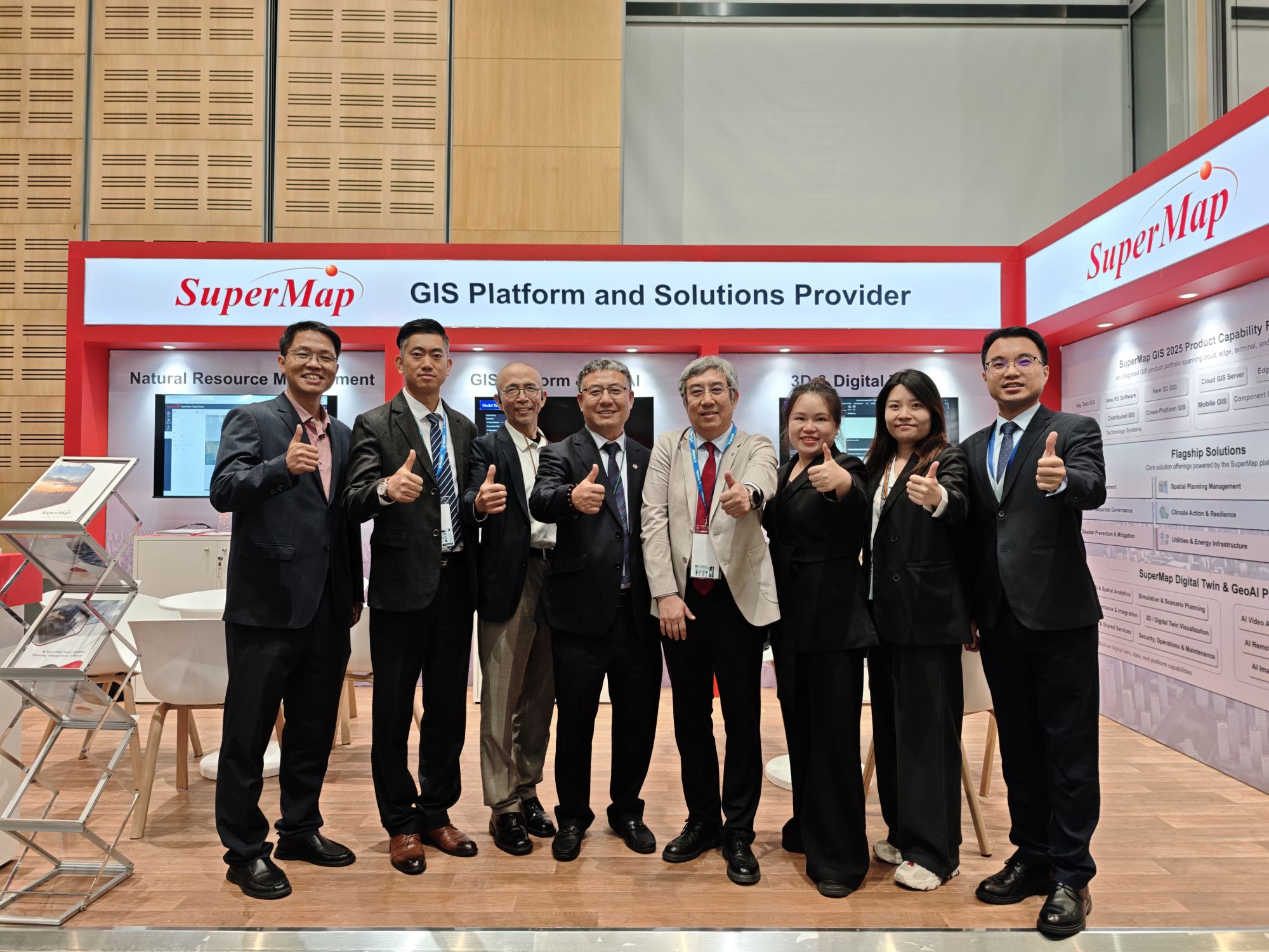 "Beyond" the Cape of Good Hope: SuperMap Showcases GIS Innovations at FIG Congress 2026