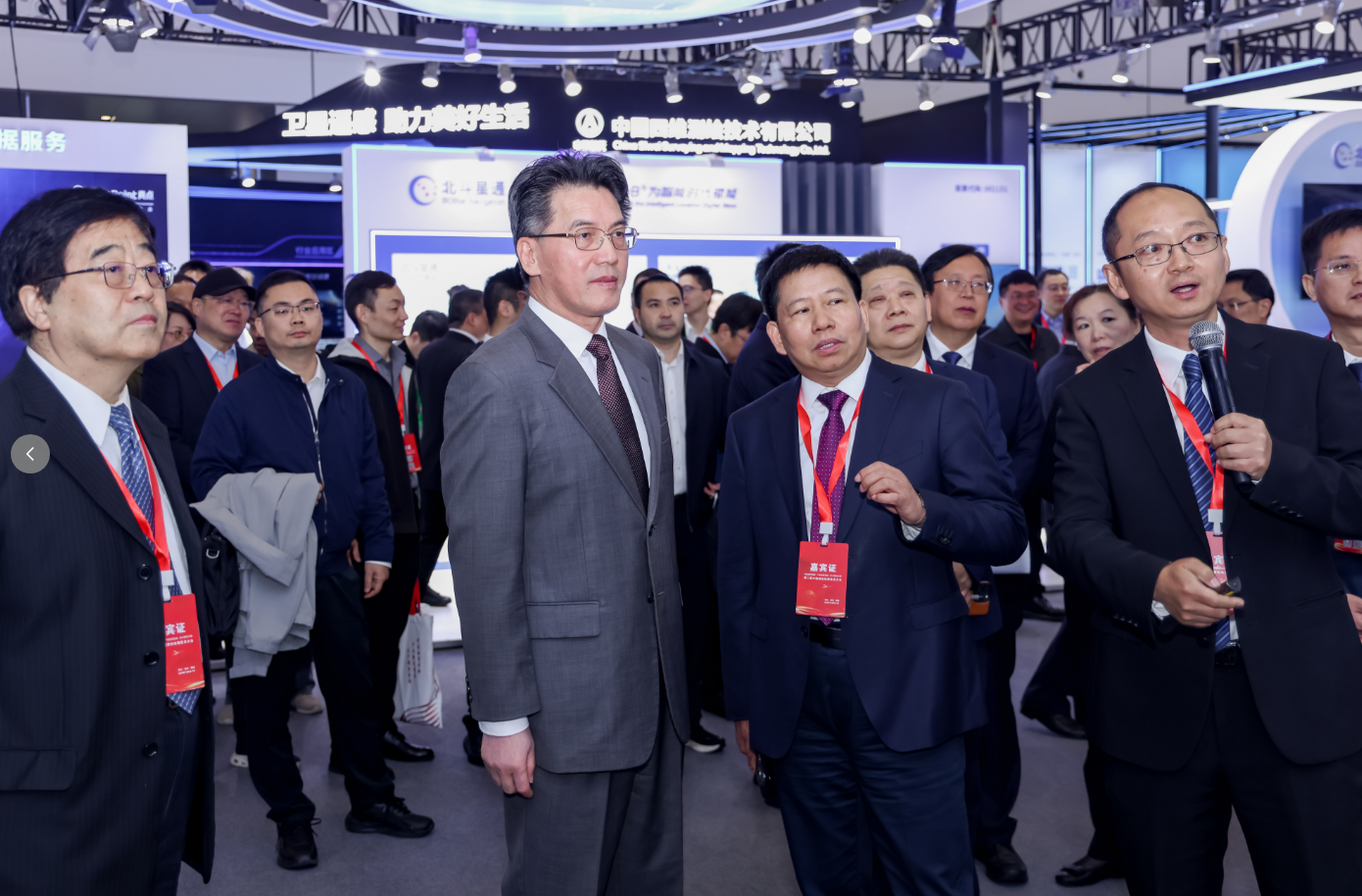 微信图片_20251112094939_55_239 微信图片_20251112094939_55_239